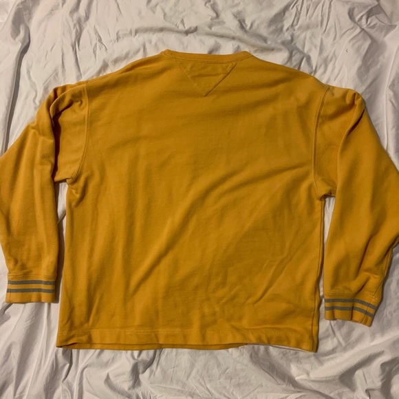 Vintage Tommy Hilfiger Spellout Crewneck - Picture 2 of 3